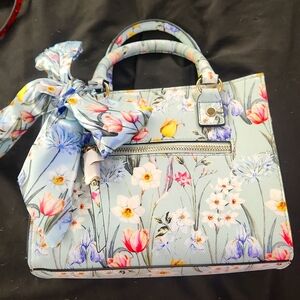 Floral design Purse